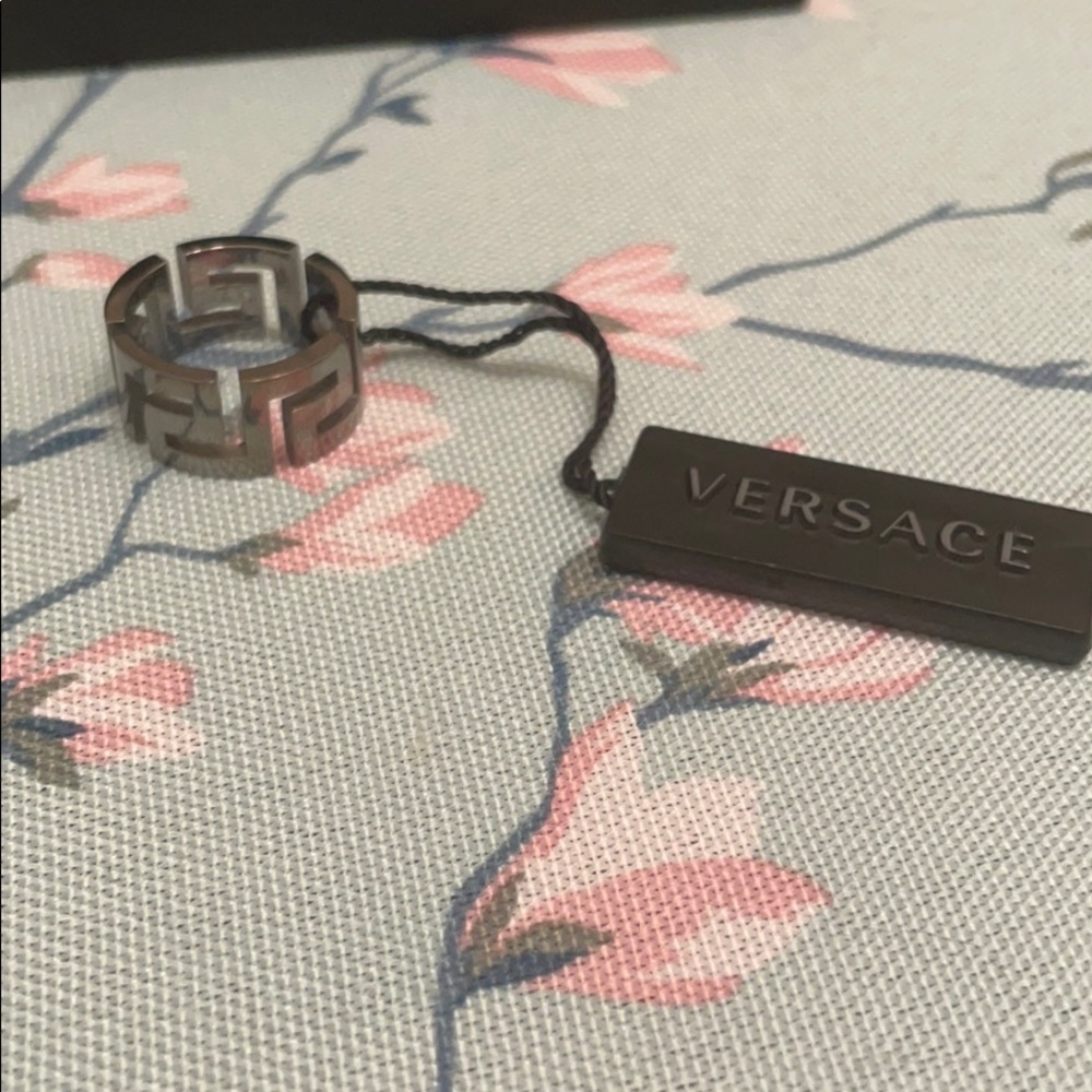 VERSACE MEANDER RING